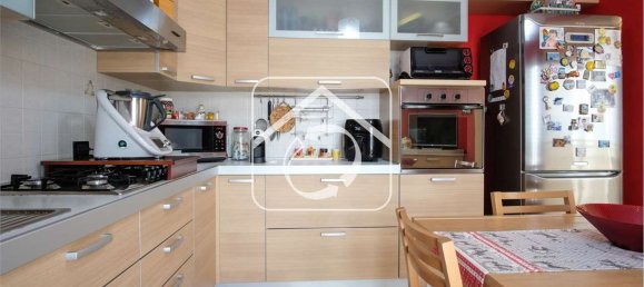 Apartamento de 3 divisões em Reggio Calabria, Italy N.º 174105 14