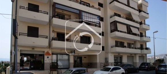 Apartamento de 3 divisões em Reggio Calabria, Italy N.º 174105 3