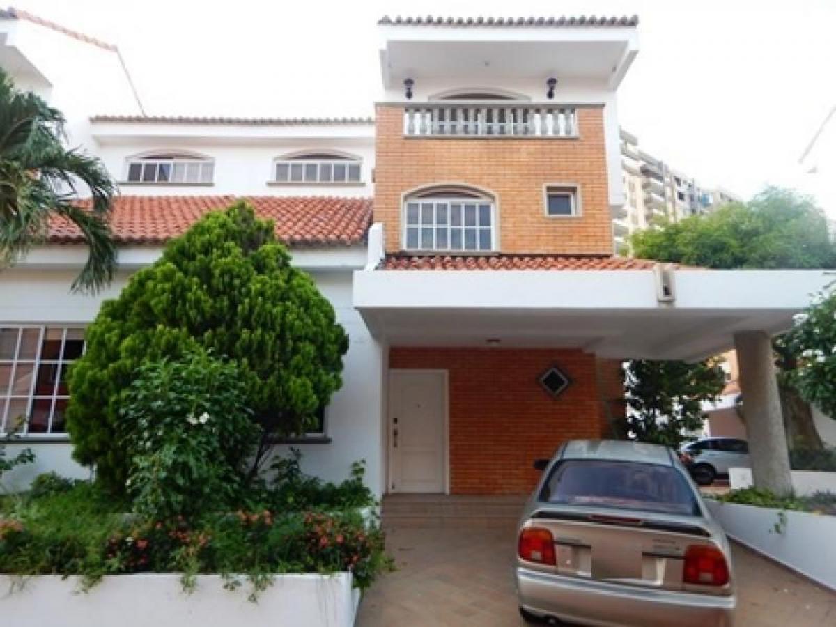 3 bedrooms House in Atlantico, Colombia No. 8924