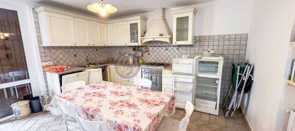 5 Schlafzimmer Villa in Camaiore, Italy, Nr. 144148 8