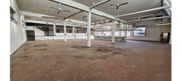 900m² Commercial property in Parabiago, Italy No. 279235 3