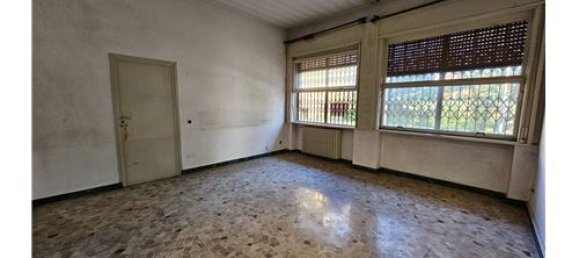 900m² Commercial property in Parabiago, Italy No. 279235 21