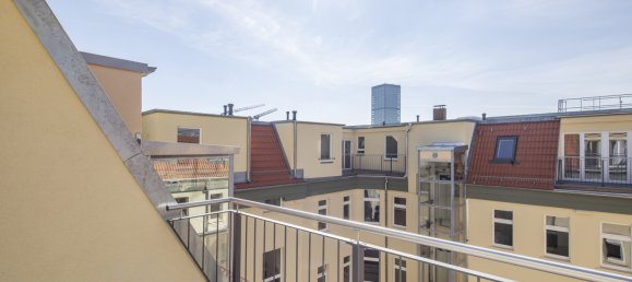 3 rooms Apartment in Friedrichshain, Germany No. 105636 4