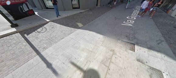 Gewerbliche Immobilie in Cagliari, Italy 275m², Nr. 377136 6