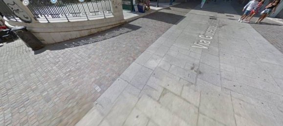 Gewerbliche Immobilie in Cagliari, Italy 275m², Nr. 377136 7