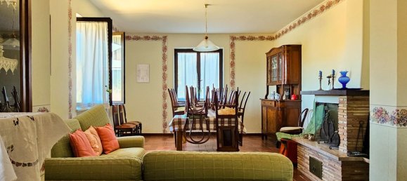 6 bedrooms Villa in Teramo, Italy No. 371489 9