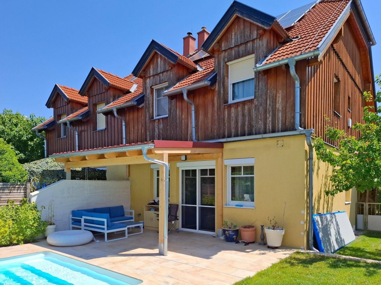 Таунхаус с 4 комнатами в Мюнхендорф, Австрия № 231727