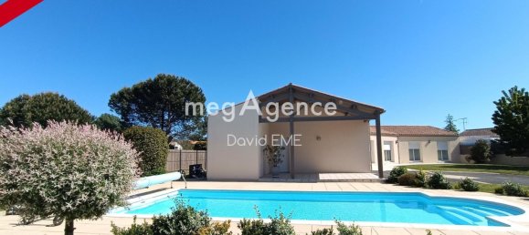 5 bedrooms House in Aizenay, France No. 106280 16