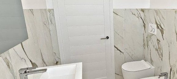 4 Schlafzimmer Wohnung in Perugia, Italy, Nr. 282050 10