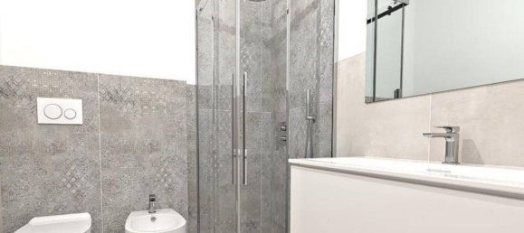 4 Schlafzimmer Wohnung in Perugia, Italy, Nr. 282050 2