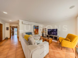 3 chambres Maison à Montenegro, Portugal No. 111445