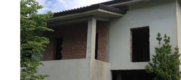 3 Schlafzimmer Haus in Ferentino, Italy, Nr. 379176 18