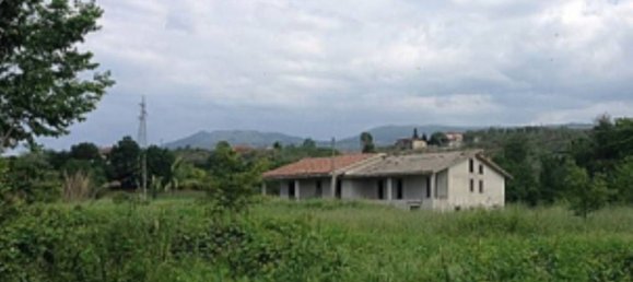 3 Schlafzimmer Haus in Ferentino, Italy, Nr. 379176 12