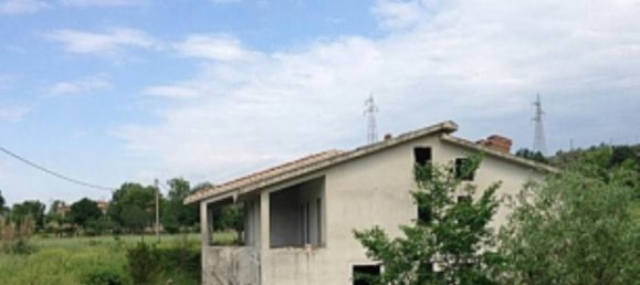 3 Schlafzimmer Haus in Ferentino, Italy, Nr. 379176 3