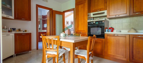 8-Zimmer Villa in Monopoli, Italy, Nr. 38627 38