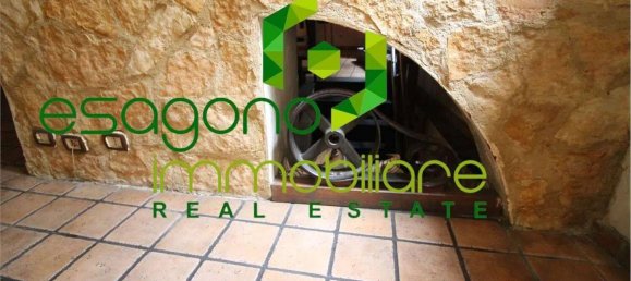 Propiedad comercial de 3 habitaciónes en Palazzolo Acreide, Italy No. 356862 17