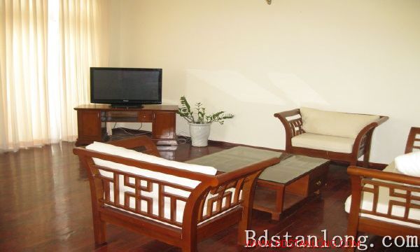 Apartamento de 3 dormitorios en Tay Ho, Vietnam No. 7103