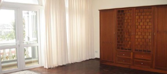 Apartamento de 3 dormitorios en Tay Ho, Vietnam No. 7103 13