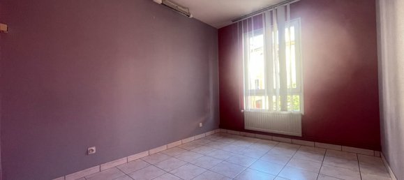 3 Schlafzimmer Wohnung in Luneville, France, Nr. 67741 7