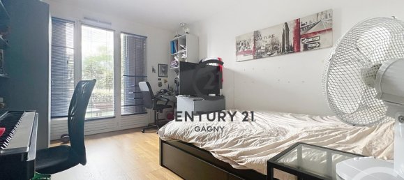 4 bedrooms Apartment in Gagny, France No. 279835 8