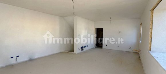 3 Schlafzimmer Haus in Cascina, Italy, Nr. 352532 8