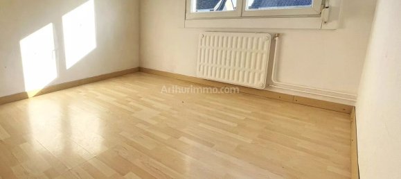 3 Schlafzimmer Haus in Chalons-en-Champagne, France, Nr. 91966 5