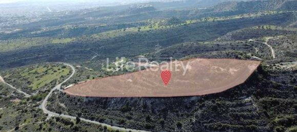 6 bedrooms House in Agios Athanasios, Cyprus No. 7091 15