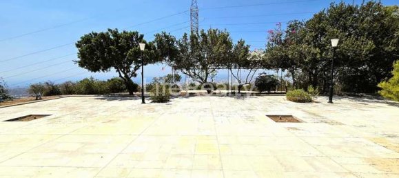 6 bedrooms House in Agios Athanasios, Cyprus No. 7091 10