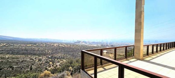 6 bedrooms House in Agios Athanasios, Cyprus No. 7091 12