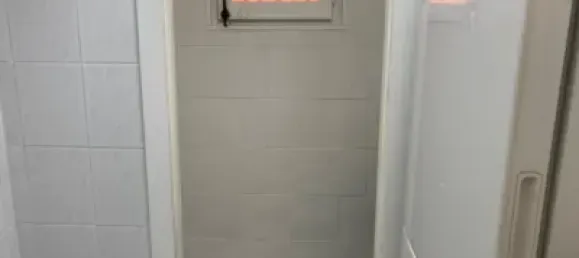 33m² Commercial property in Zaragoza, Spain No. 184806 4