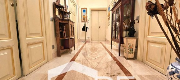 4 bedrooms Apartment in Rome, Italy No. 148490 19