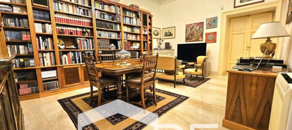 4 bedrooms Apartment in Rome, Italy No. 148490 23