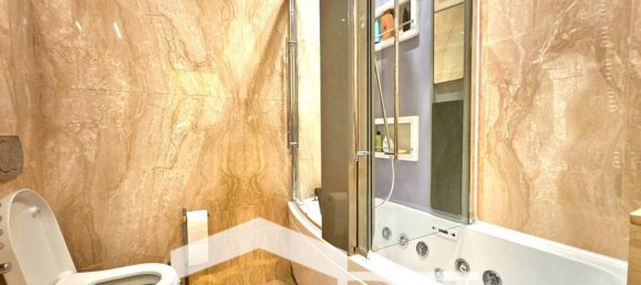 4 bedrooms Apartment in Rome, Italy No. 148490 24