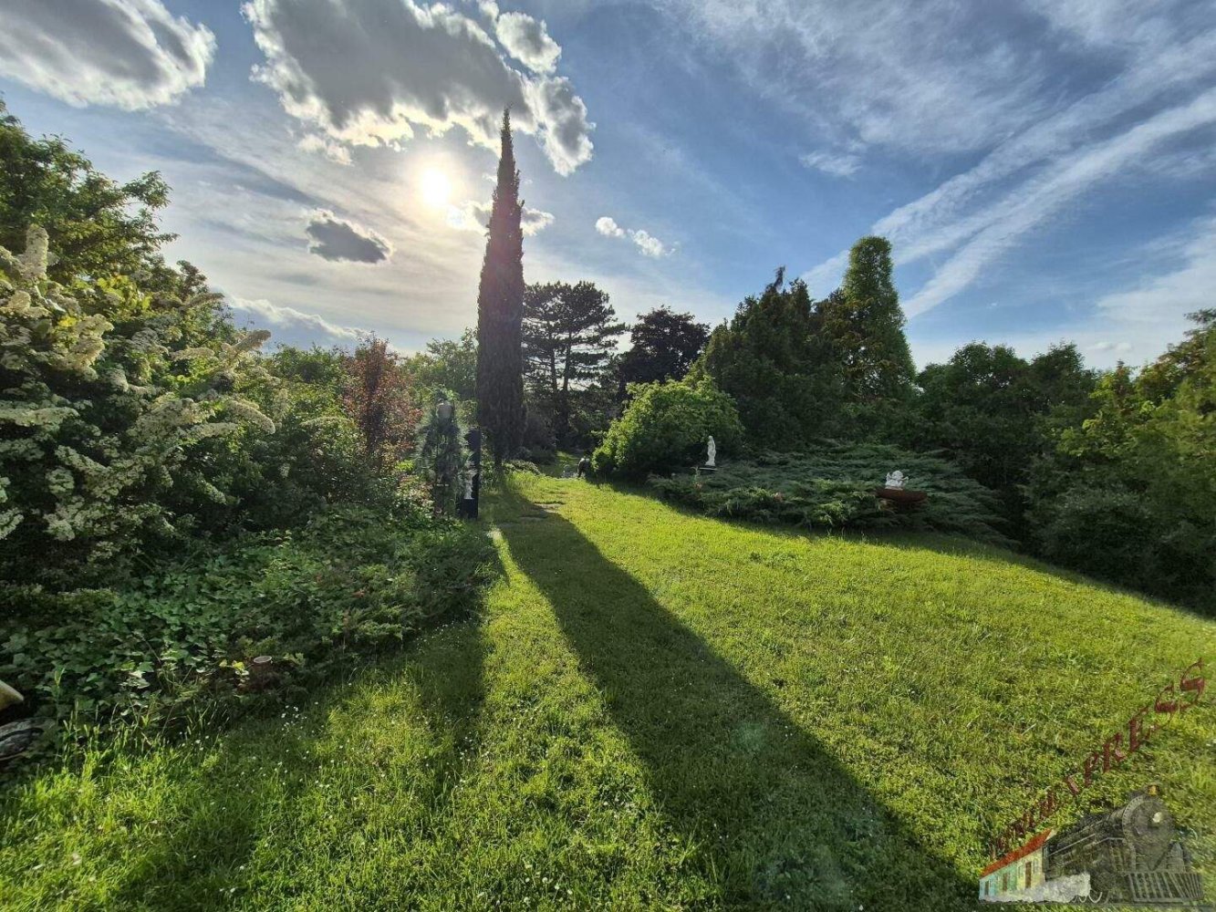 6 rooms House in Deutsch-Wagram, Austria No. 144700