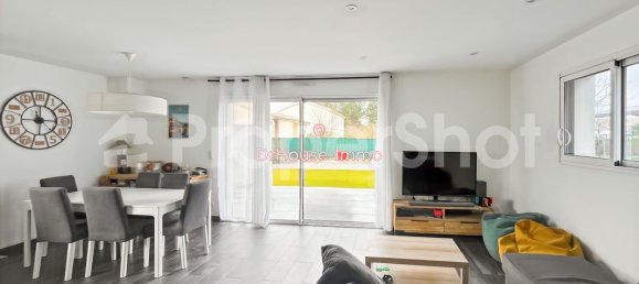 3 bedrooms House in Blanquefort, France No. 102030 2