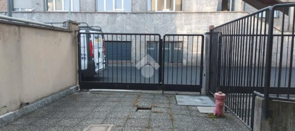 180m² Commercial property in Turbigo, Italy No. 75802 28