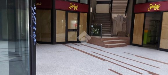 180m² Commercial property in Turbigo, Italy No. 75802 3