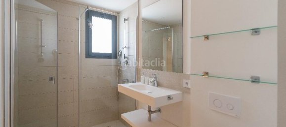 Apartamento de 3 dormitorios en Fuengirola, Spain No. 60594 17