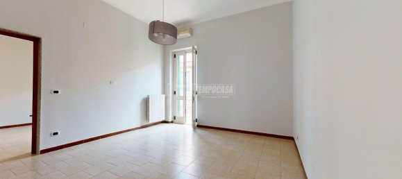 3غرفة شقة في Bari, Italy رقم 69339 10