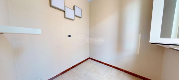 3غرفة شقة في Bari, Italy رقم 69339 6