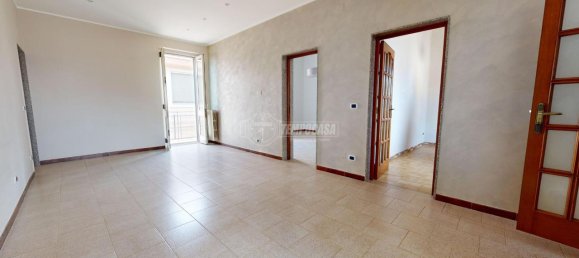 3غرفة شقة في Bari, Italy رقم 69339 2