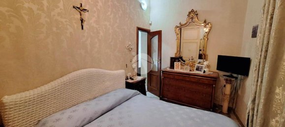 3 rooms Apartment in Naples, Italy No. 14895 14
