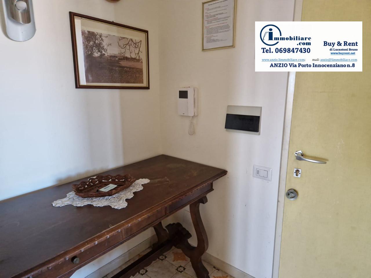 3-salle Appartement à Nettuno, Italy No. 236456