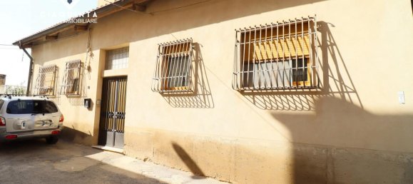 7 rooms House in Caltagirone, Italy No. 235974 3