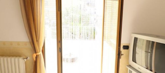 7 rooms House in Caltagirone, Italy No. 235974 6