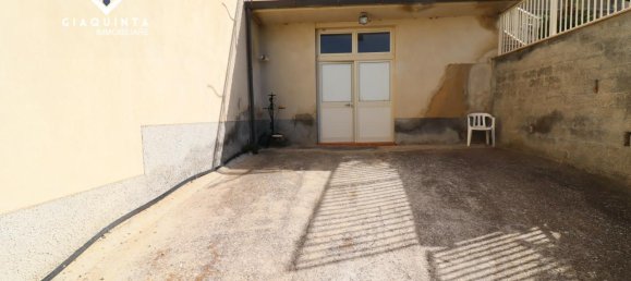 7 rooms House in Caltagirone, Italy No. 235974 30