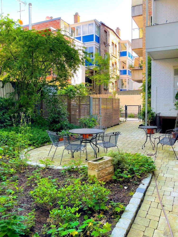 Квартира с 2 спальнями в Штутгарт, Германия № 253407