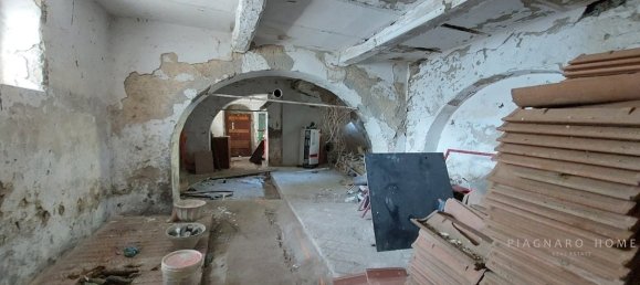 Casa de 5 dormitorios en Bagnone, Italy No. 130205 19