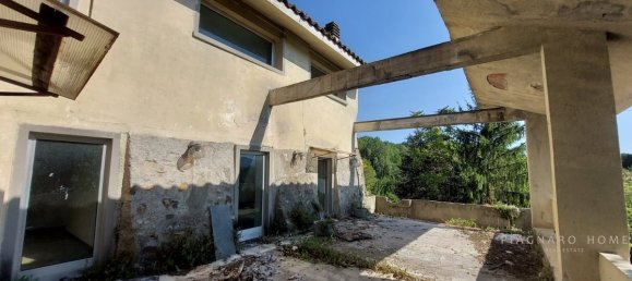Casa de 5 dormitorios en Bagnone, Italy No. 130205 27