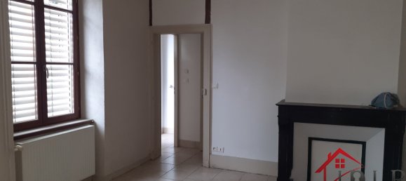 Дом с 9 спальнями в Бурбонн-ле-Бен, Франция № 255801 2